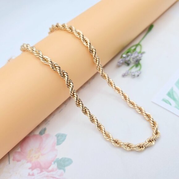 Twisted Rope Design Rose Gold Necklace in 60cm for Elegant Look, XPNL0069 - Picture 3 of 12